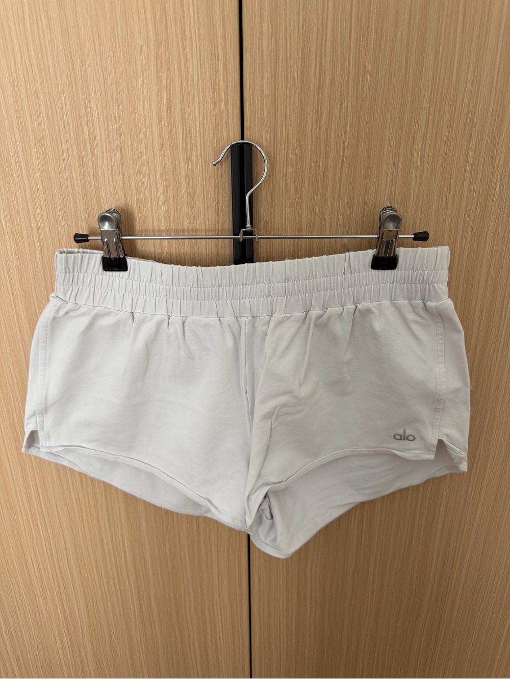 ALO Yoga White Women's Athletic Shorts